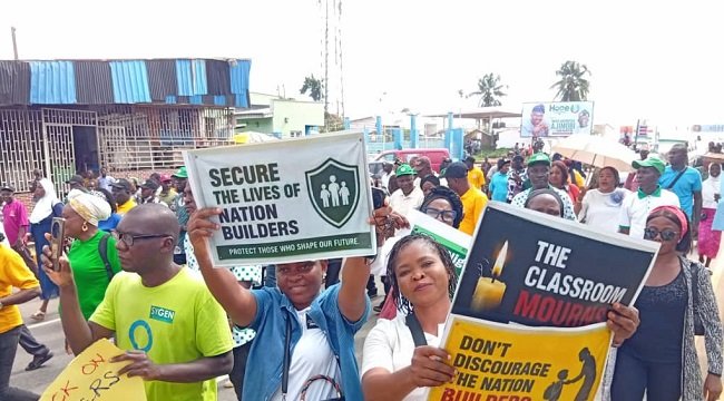 Teachers protest